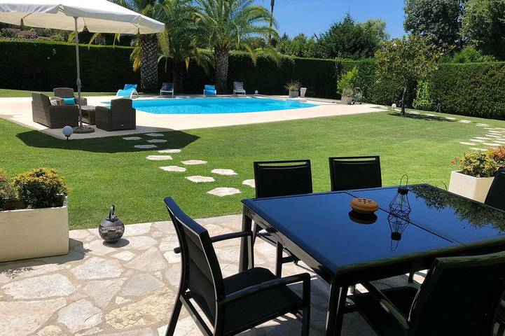 Villa pour 8 personnes, avec jardin à Vence