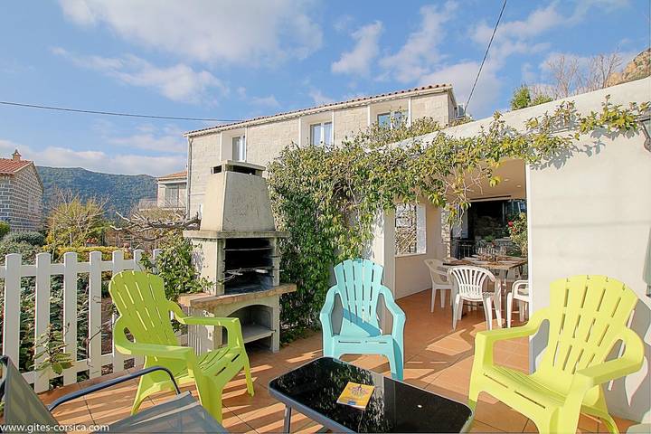Gîte pour 6 personnes, avec Terrasse ainsi que Jardin et Vue à Monacia-d'Aullène - 2