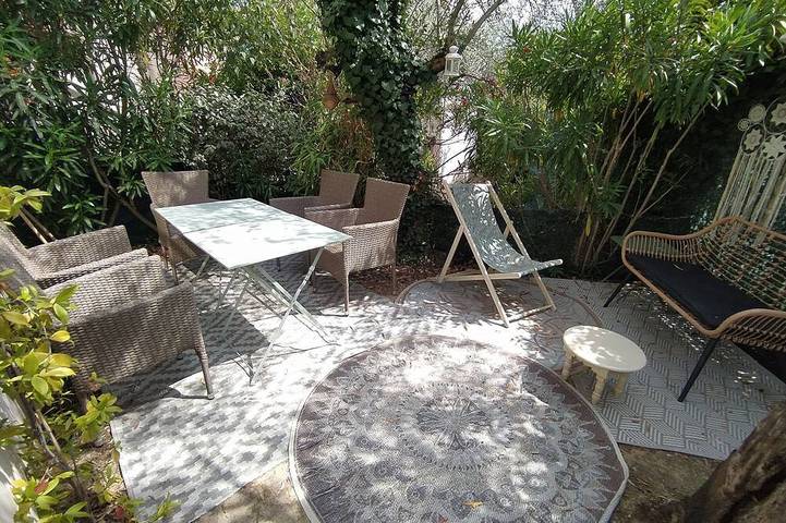 Ferienhaus für 6 Personen, mit Pool und Garten - 1