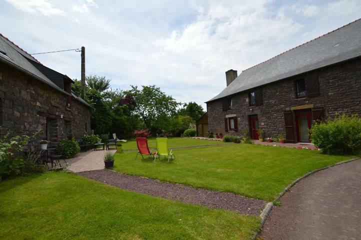 Chambre d’hôte pour 2 personnes, avec Terrasse ainsi que Jardin et Vue à Montfort-sur-Meu