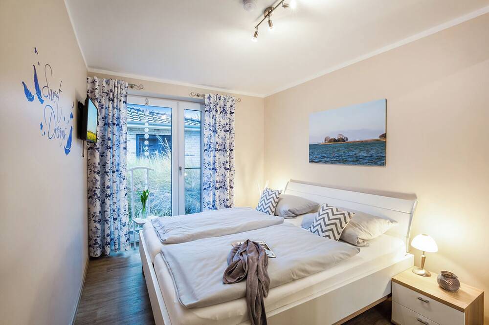 Wellnesshaus Strandläufer auf Fehmarn – luxuriöses Ferienhaus mit Sauna und Gart in Westfehmarn, Fehmarn