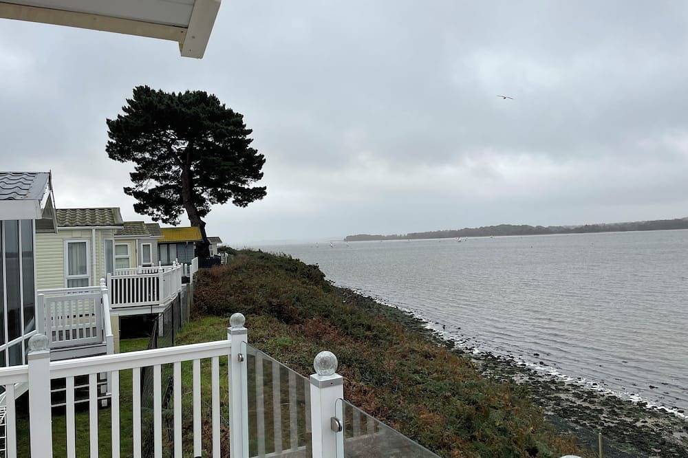 Lavender super front row sea view caravan at Rockley Park, Poole Harbour, Dorset in Poole, Poole Harbour