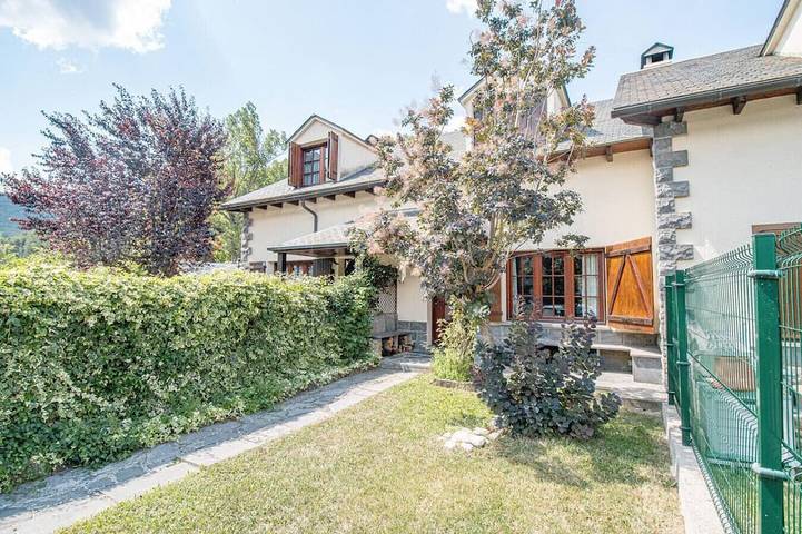 Ferienwohnung für 12 Personen, mit Garten - 1