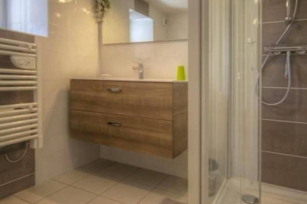 Gîte à proximité de la Loire avec Wi-Fi et équipement bébé in Divatte-sur-Loire, Région de Nantes