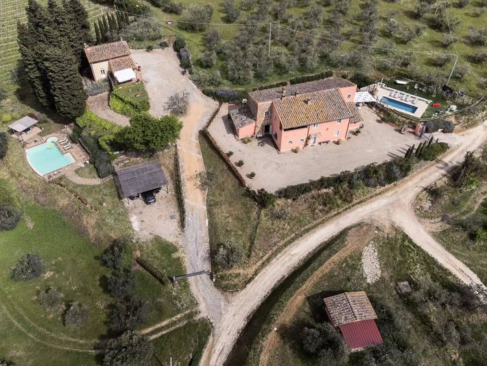 Villa per 11 persone, con piscina e giardino a Montelupo Fiorentino