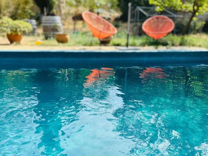 Location de vacances pour 7 personnes, avec jardin ainsi que piscine et vue, adapté aux familles à Bizanet - 2