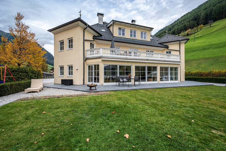 Estúdio inteiro, Estúdio 'Alpen Living 1st Floor Small' com vista para a montanha, Whirlpool & Wi-Fi in Hohe Tauern, Ahrntal