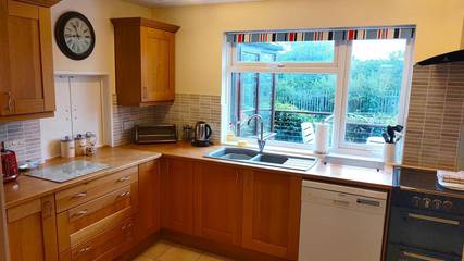 Holiday Rental for 6 People in Aberporth, Ceredigion, Photo 4