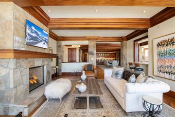 Vacation Rental for 12 Guests in Mountain Village, Telluride Ski Resort, Picture 1