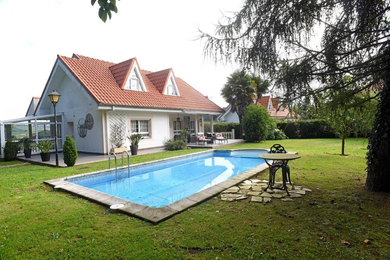 Apartamento entero, Holiday Home in Piélagos, Costa de Cantabria