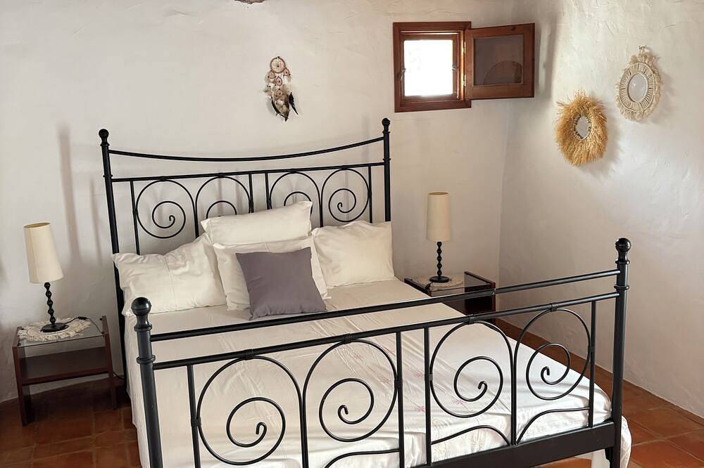 Beautiful private Finca in a great location in Roca Llisa, Santa Eulària des Riu