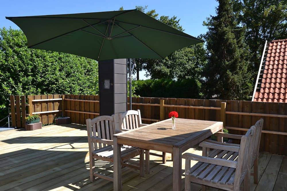 Ganze Wohnung, Komplett sanierte Ferienwohnung mit toller Terrasse in Mitten der Natur in Nettetal, Niederrhein