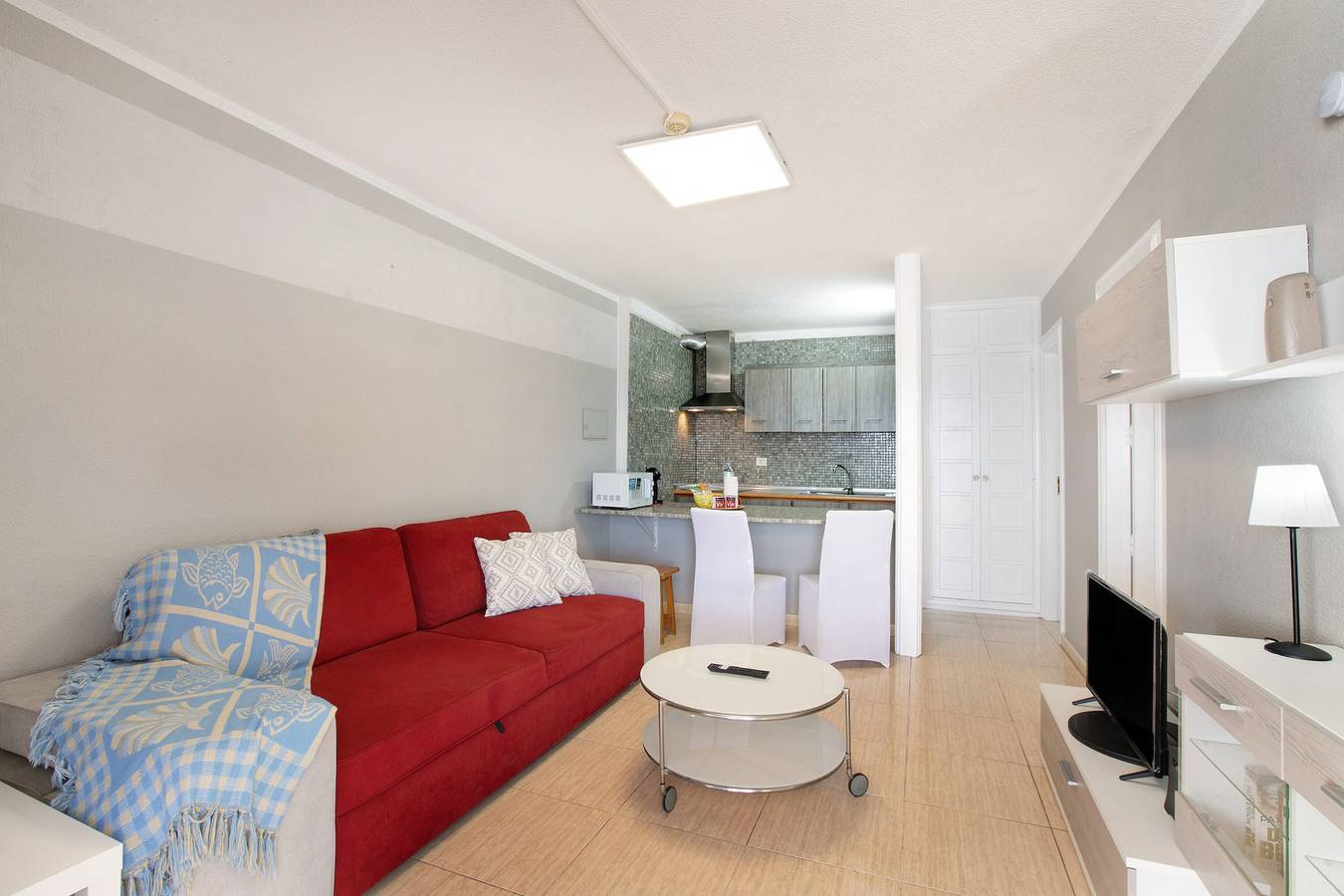 Appartement entier, Appartement de vacances 'Las Fuentes' avec vue sur la mer, terrasse privée et Wi-Fi in Playa de las Américas, Arona