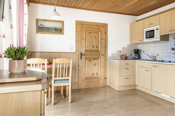 Hütte für 2 Personen, mit Sauna und Garten, kinderfreundlich im Salzburger Land - 4