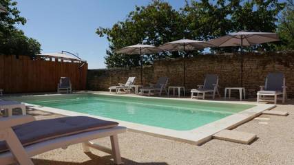 Chambre d’hôte pour 3 personnes, avec vue à Charrais