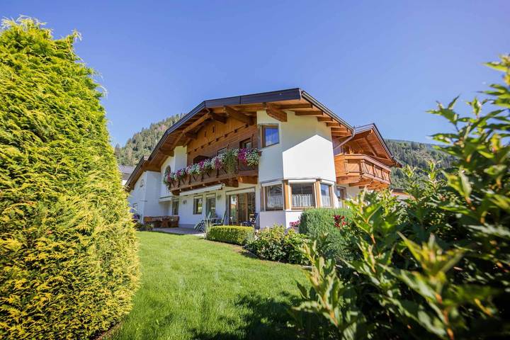 Ferienwohnung für 5 Personen, mit Balkon und Sauna im Stubaital