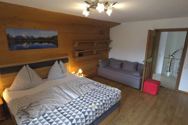 Villa für 12 Personen, mit Balkon und Garten in Fieberbrunn - 2