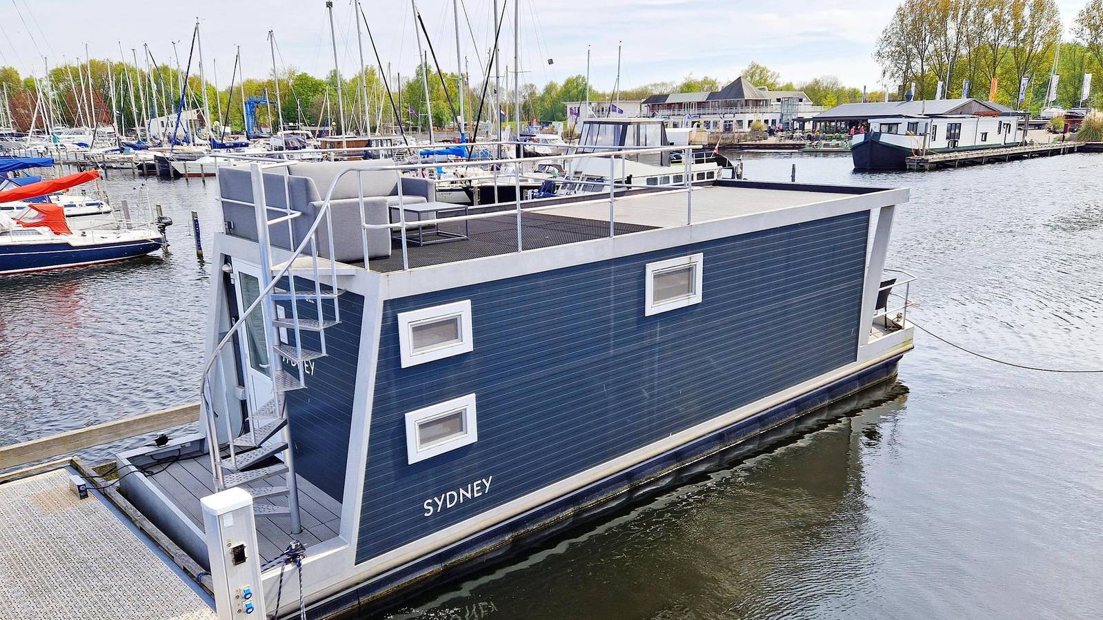 Marina Parcs — Havenlodge met dakterras en balkon (4-6 pers) Naarden in Naarden, Noord-Holland