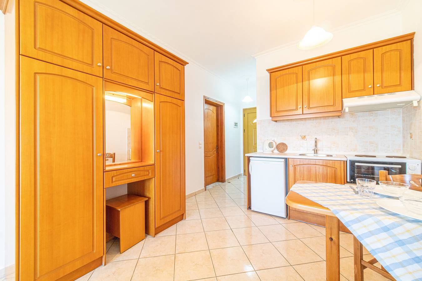 Appartement "Giannis 2"' met gedeelde tuin, privé balkon & Wi-Fi, foto 7