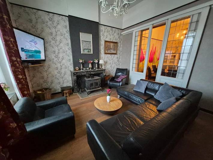 Location de vacances pour 15 personnes, avec terrasse ainsi que jardin et vue à Vireux-Molhain - 4