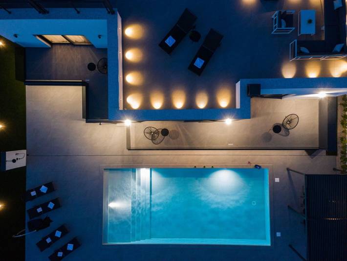 Ferienhaus für 8 Personen, mit Terrasse und Garten sowie Sauna, mit Haustier in Novalja - 2