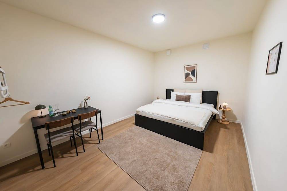 Entire apartment, Min to Ghent Center | Cozy Private Room with Wi-Fi in Ghent, East Flanders