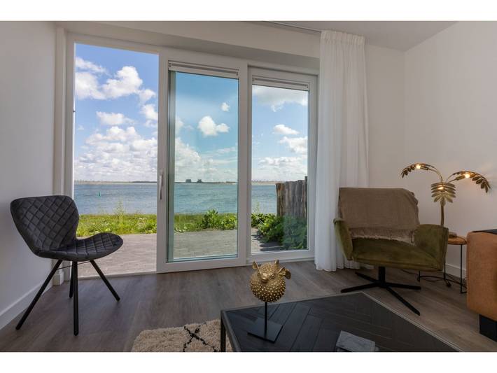 Vakantieappartement voor 4 personen, met balkon, kindvriendelijk in Sint-Annaland