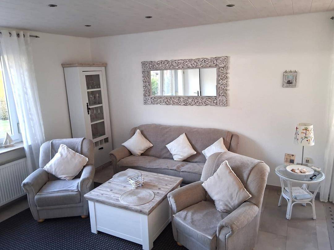 Bungalow für 4 Personen in Berumbur, Südliche Nordseeküste