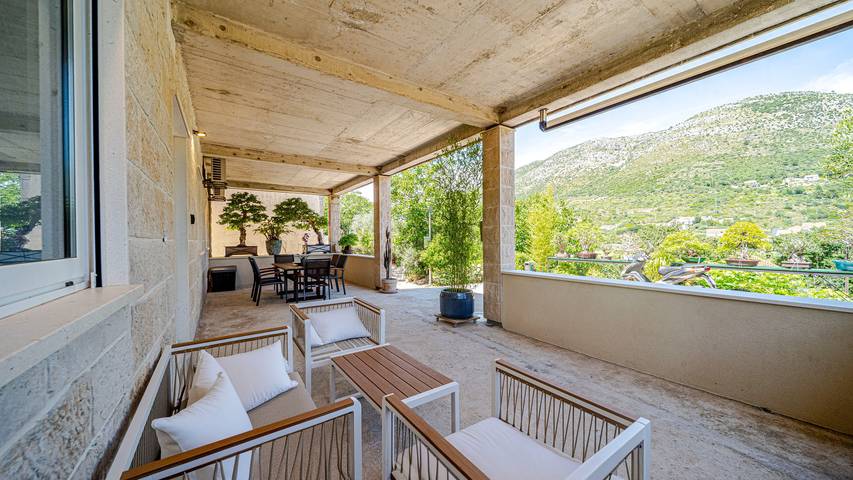 Vakantiewoning voor 4 personen, met terras en tuin in Cavtat