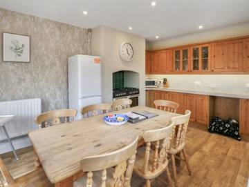 Holiday Rental for 8 People in Sutton on Sea, Lincolnshire, Photo 4