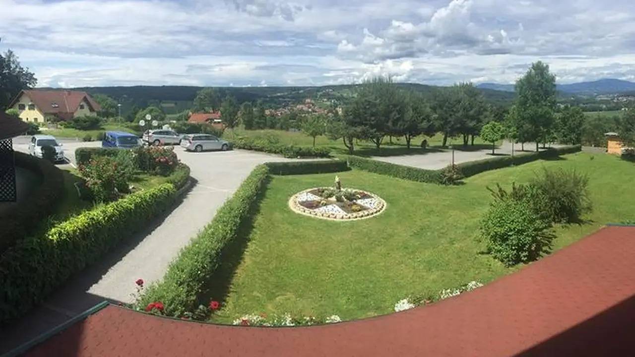 Doppelzimmer für 3 Personen (27 m²) in Bad Waltersdorf in Bad Waltersdorf, Steirerland