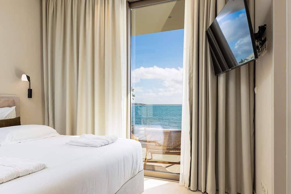 Entire apartment, \"Kales 2\" Sea View Suites in Ierapetra, South Crete