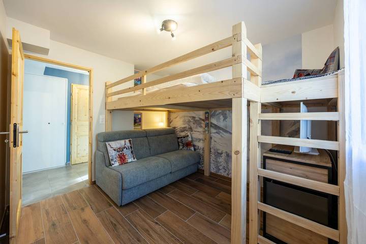 Gîte pour 6 personnes, avec jardin à Génos - 2