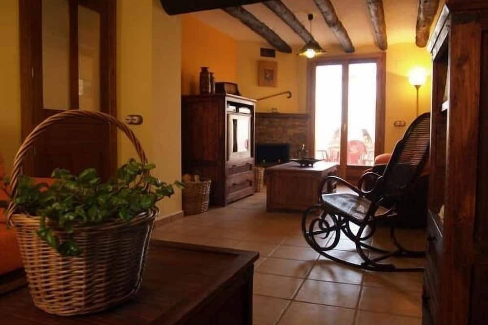 Casa Miralrio para 2+2 personas in Milagro , Provincia de Navarra