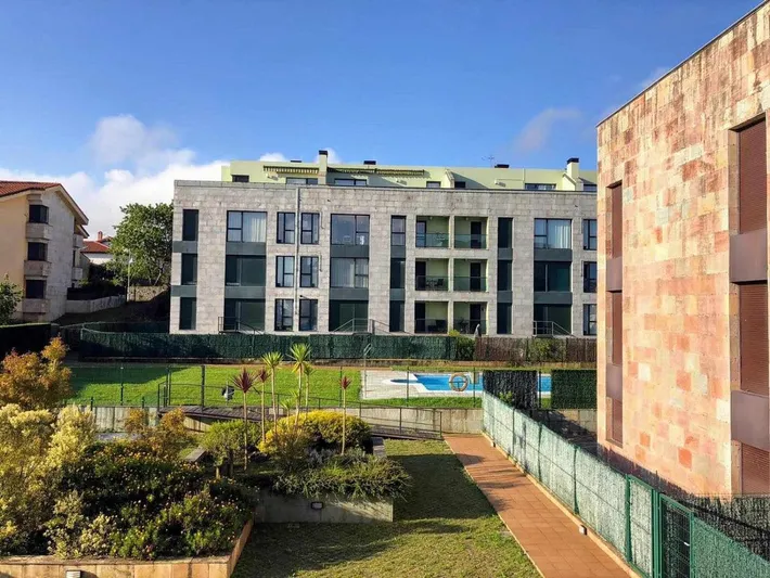 Ferienwohnung für 4 Personen, mit Balkon und Pool sowie Garten - 1