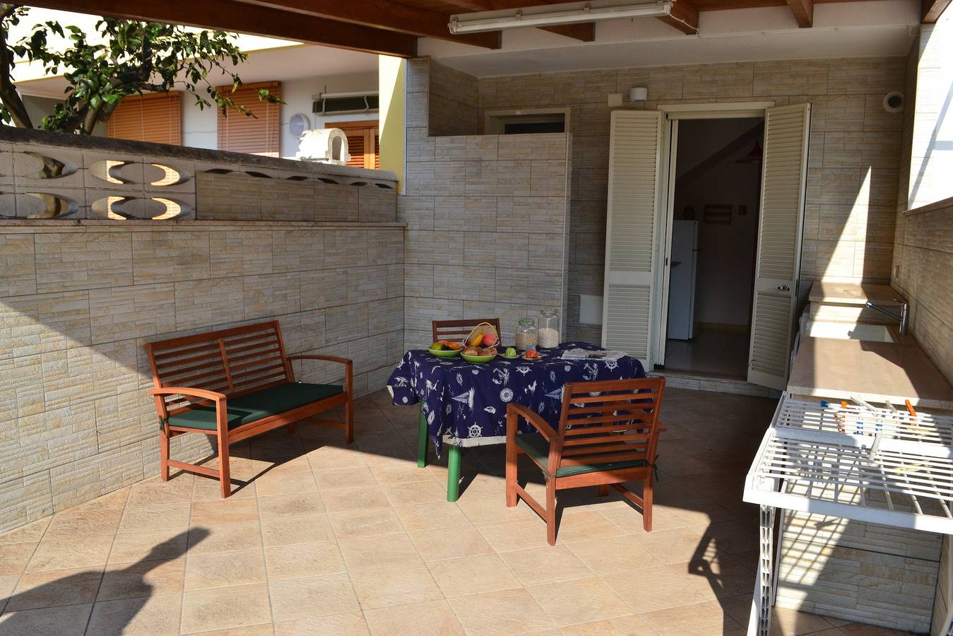 Appartement entier, Appartement confortable près de la plage avec patio et balcon in Melendugno, Province de Lecce