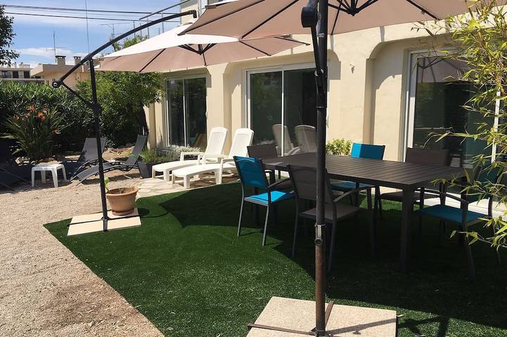 Ferienwohnung für 6 Personen, mit Terrasse und Garten in Antibes