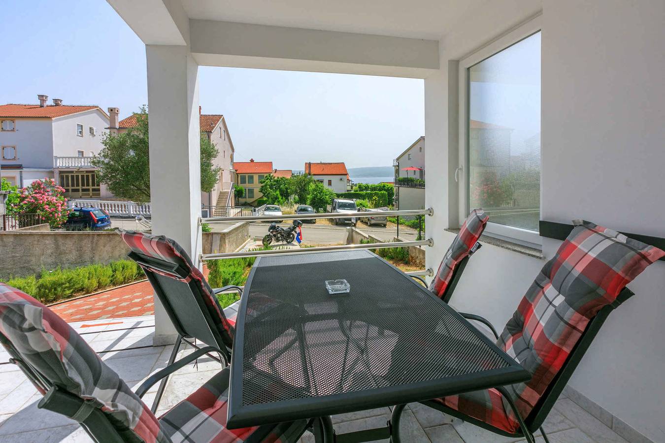 Ganze Ferienwohnung, Ferienwohnung mit privater Terrasse zum Entspannen  in Selce, Primorje-Gorski Kotar