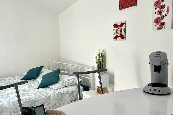 Gîte pour 2 personnes, avec jardin à Brive-la-Gaillarde - 4