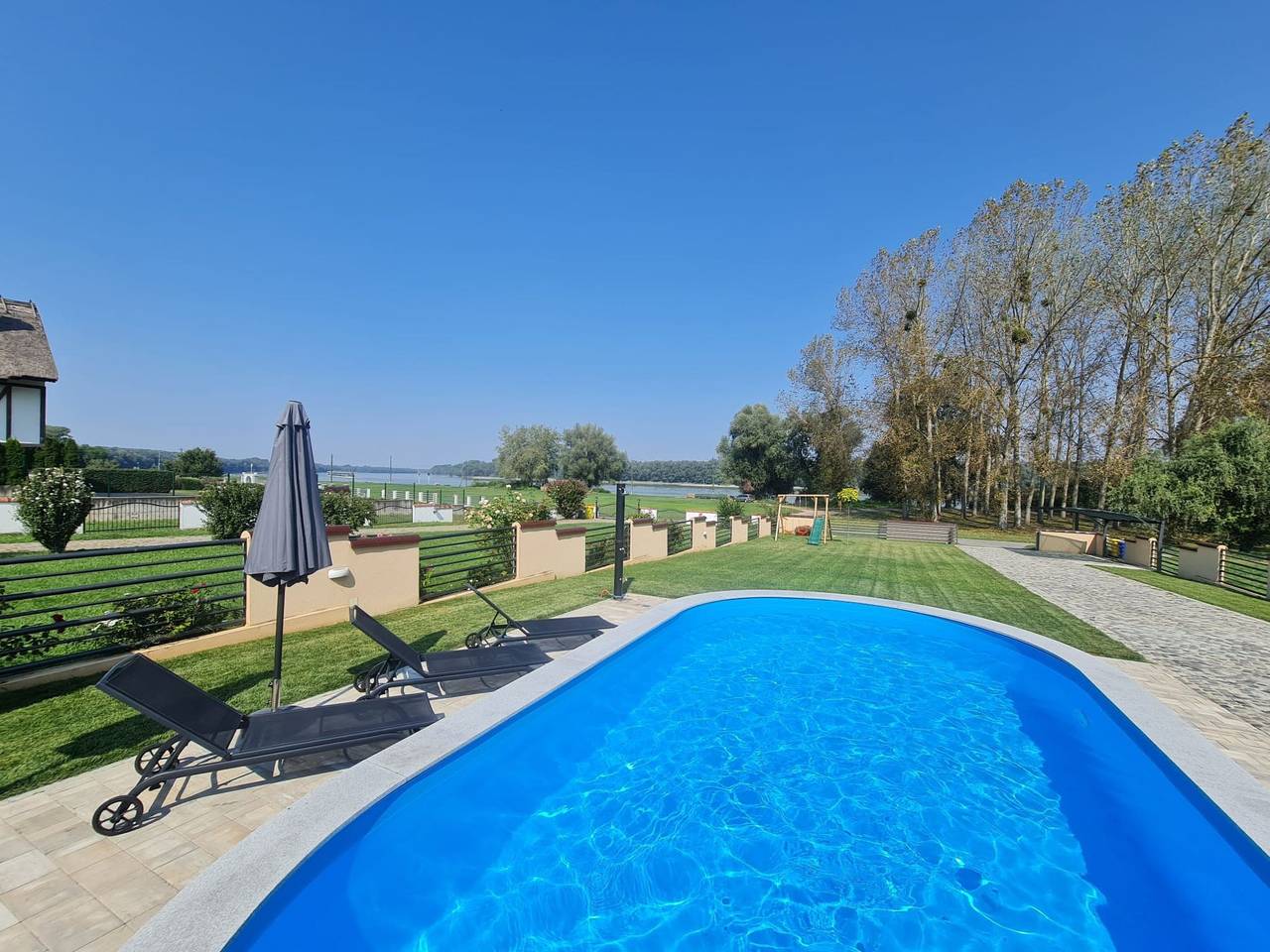 Casa de vacaciones para 8 personas con terraza in Condado de Osijek-Baranja