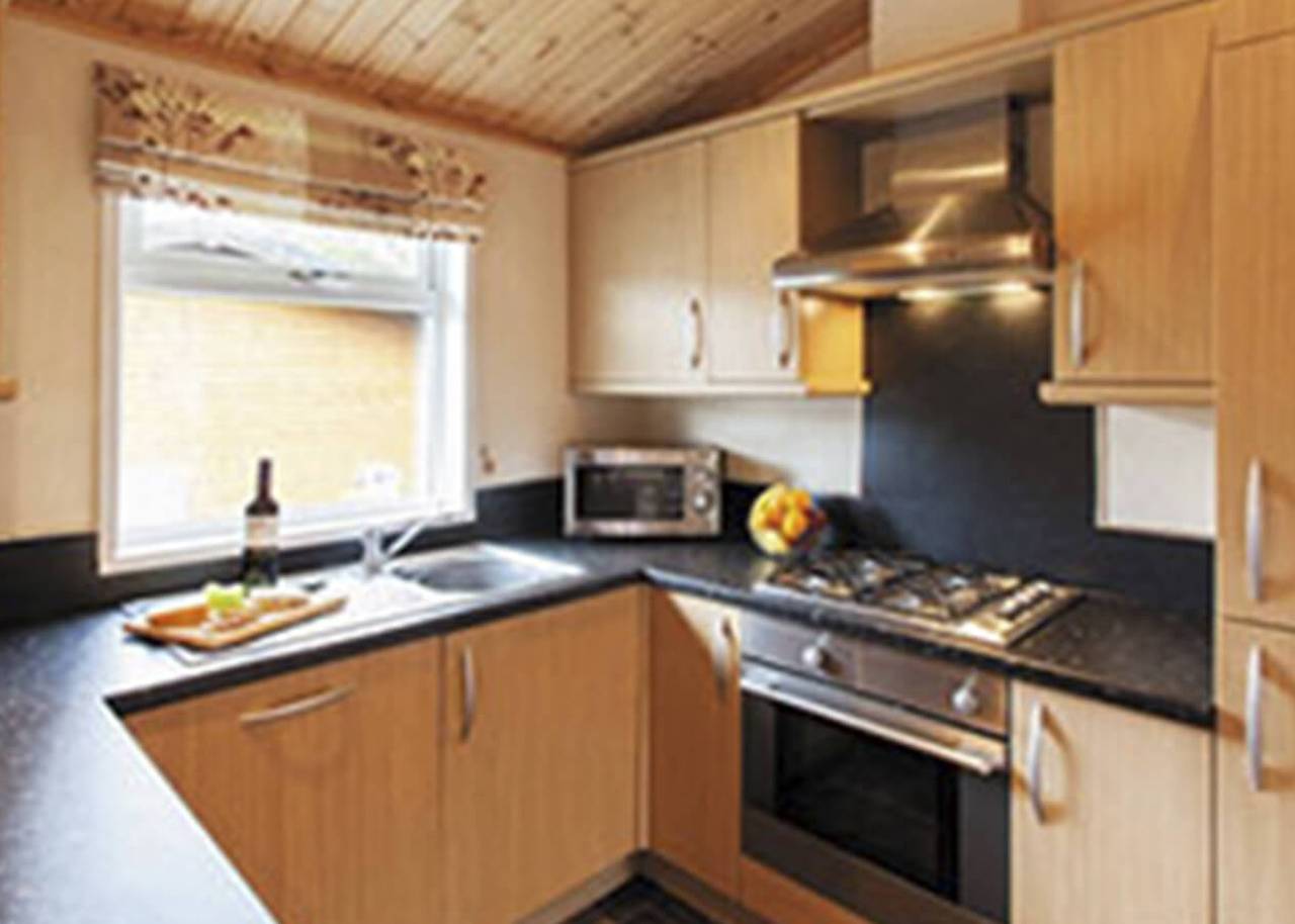 Prestige Lodge, parking, ensuite, decking & Lv in Bowness-on-Windermere, Lake District