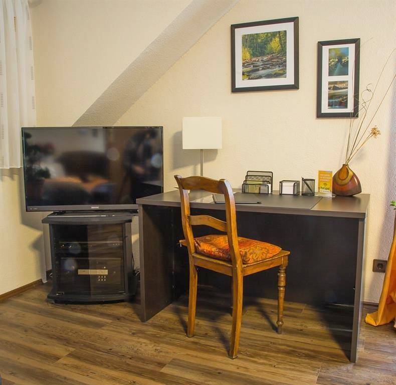 Ganze Ferienwohnung, 2-Bett-Ferienwohnung Nr. 1 in Monreal, Osteifel