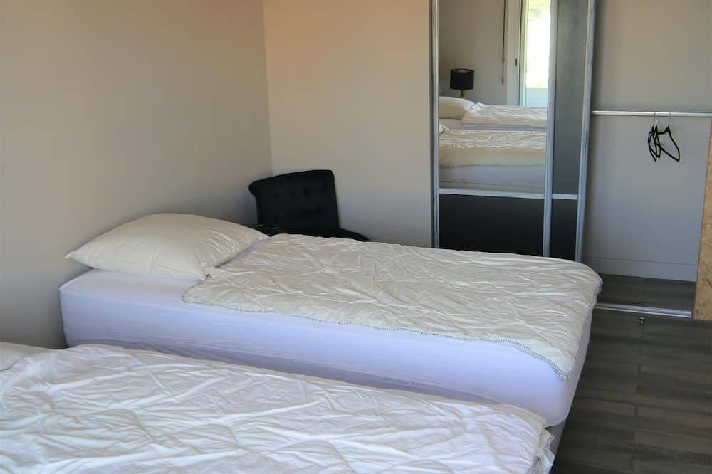 Ganze Wohnung, Stylisches Appartment mit 2 Balkonen und Aussicht, letzte Etage in Le Cannet, Cannes und Umgebung