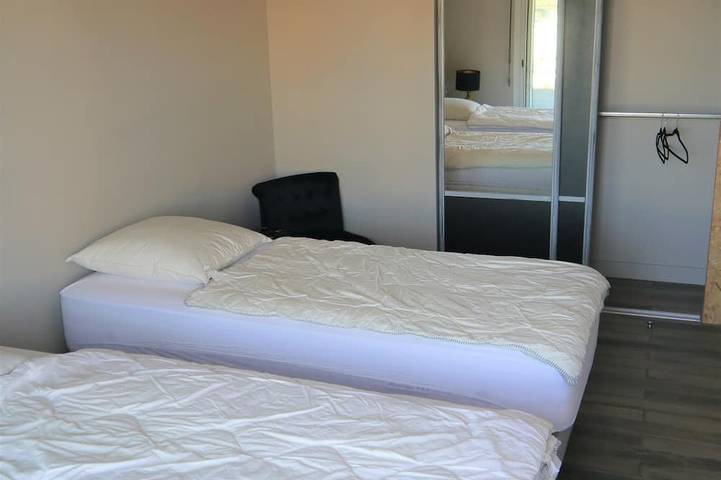 Ganze Wohnung, Stylisches Appartment mit 2 Balkonen und Aussicht, letzte Etage in Le Cannet, Mittelmeerküste (Frankreich)
