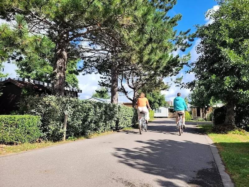 Casa de vacaciones - 2 dormitorios - 27m2 - Terraza de madera 5 personas in Cucq, Montreuil und Umgebung