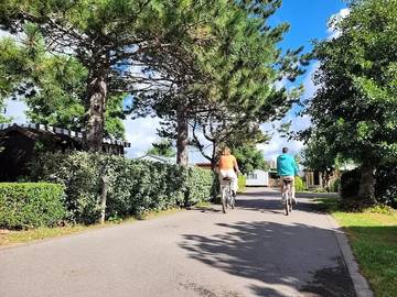 Camping pour 4 Personnes dans Cucq, Pas-de-Calais, Photo 2