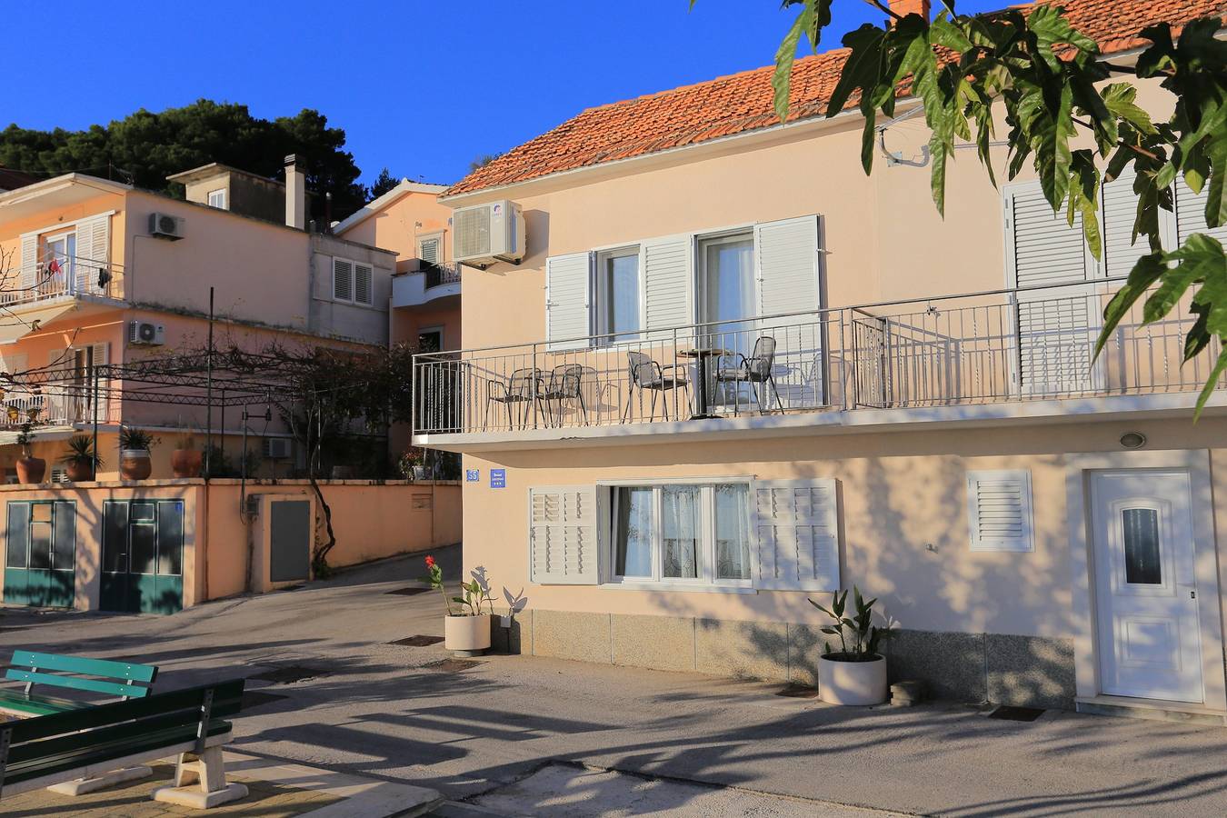 Apartamento entero, Apartamento para dos personas en la playa Podgora, Makarska A-2657-a in Podgora, Rivera de Makarska