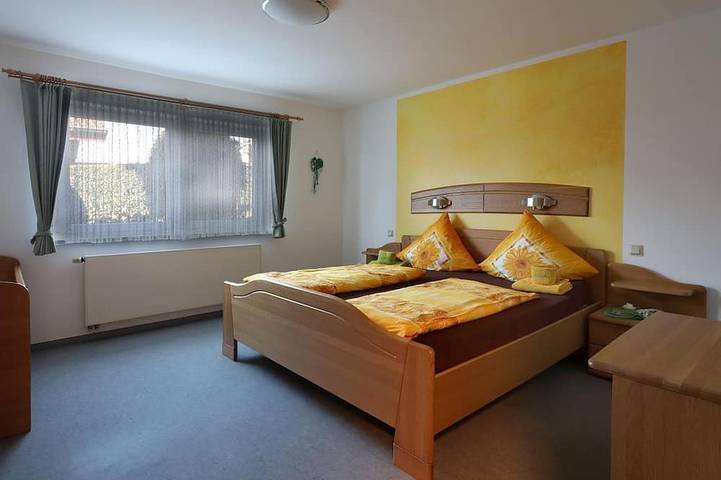 4-Bett-Ferienwohnung Sonnenblume - Kapellenhof in Manderscheid, Bernkastel-Kues & Umgebung