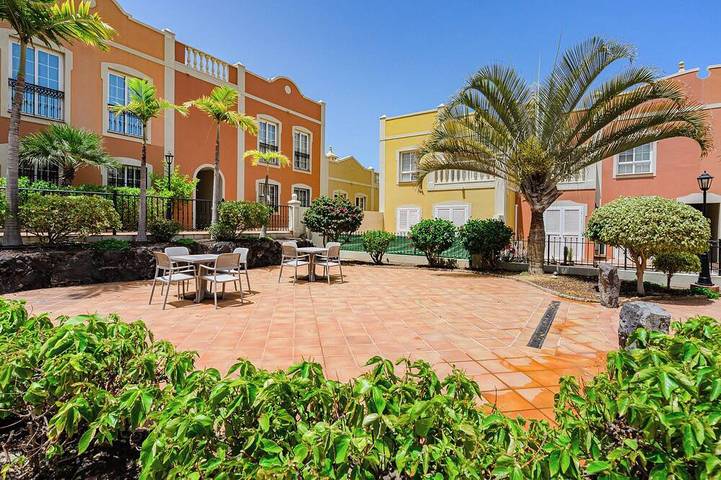 Villa for 10 people in Playa de las Américas