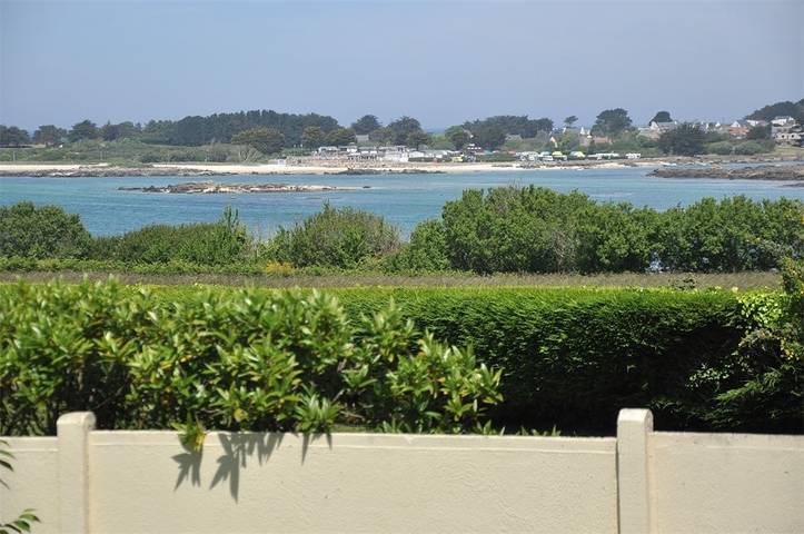 Location de vacances pour 5 personnes, avec jardin à Pleumeur-Bodou - 2